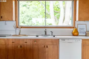 3031 NE 129th Pl, Portland, OR 97230 - Photo 17