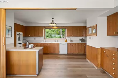 3031 NE 129th Pl, Portland, OR 97230 - Photo 15