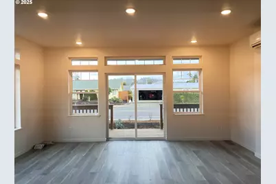 1593 37th St, Florence, OR 97439 - Photo 23