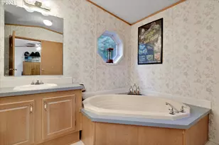 8750 SE 155th Ave, Happy Valley, OR 97086 - Photo 23