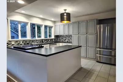 641 Dietz Ave, Keizer, OR 97303 - Photo 3