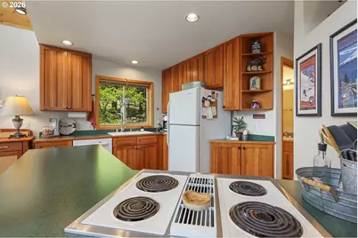 51 Thompson Trl, Goldendale, WA 98620 - Photo 15