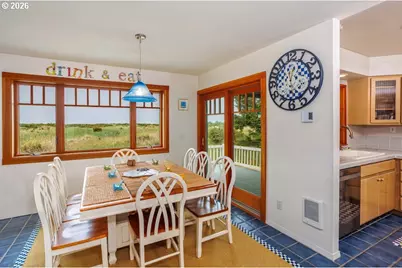1106 168th Pl, Long Beach, WA 98631 - Photo 13