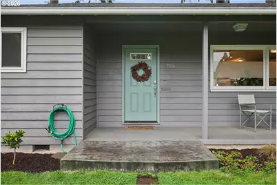 9016 Mt Baker Ave, Vancouver, WA 98664 - Photo 3