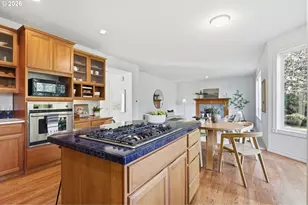 6725 SW Sean Michael Pl, Portland, OR 97225 - Photo 17