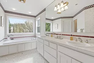 6725 SW Sean Michael Pl, Portland, OR 97225 - Photo 25