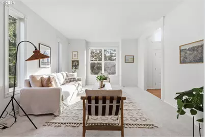 6725 SW Sean Michael Pl, Portland, OR 97225 - Photo 9