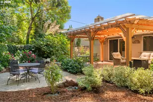 3425 Stark St, Eugene, OR 97404 - Photo 37