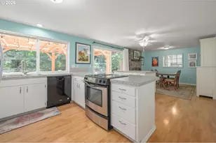 3425 Stark St, Eugene, OR 97404 - Photo 13