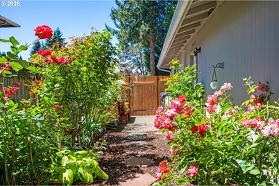 3425 Stark St, Eugene, OR 97404 - Photo 47