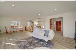 4911 NW 122nd St, Vancouver, WA 98685 - Photo 9