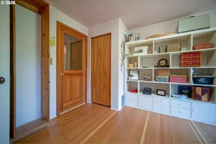 1052 W 10th Ave, Eugene, OR 97402 - Photo 43