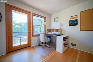 1052 W 10th Ave, Eugene, OR 97402 - Photo 41
