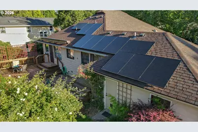 1052 W 10th Ave, Eugene, OR 97402 - Photo 3