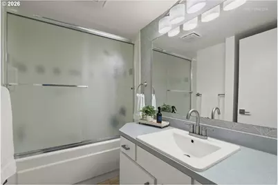 6605 W Burnside St #128, Portland, OR 97210 - Photo 19