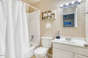 507 NW 12th St, Newport, OR 97365 - Photo 15