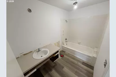 7144 SW Murray Blvd, Beaverton, OR 97008 - Photo 9
