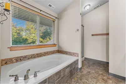 1002 NW 189th St, Ridgefield, WA 98642 - Photo 15