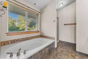 1002 NW 189th St, Ridgefield, WA 98642 - Photo 15
