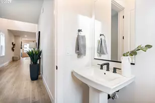 16257 NW Holman Wy, Portland, OR 97229 - Photo 7