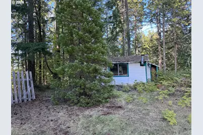 24572 Paradise Dr, Junction City, OR 97448 - Photo 9