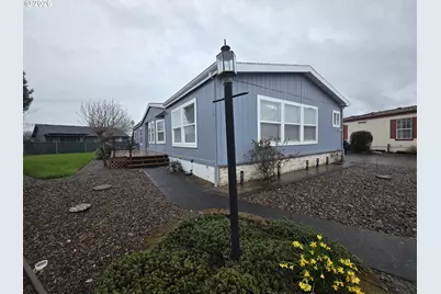 1301 Settlers Loop, Forest Grove, OR 97116 - Photo 3