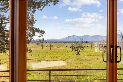 13501 SW Riggs Rd, Powell Butte, OR 97753 - Photo 29