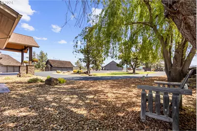 13501 SW Riggs Rd, Powell Butte, OR 97753 - Photo 39