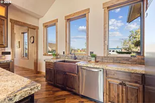 13501 SW Riggs Rd, Powell Butte, OR 97753 - Photo 17