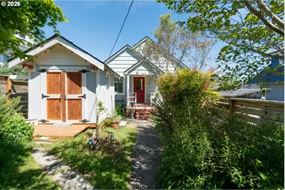 1374 Parker Pl, Astoria, OR 97103 - Photo 1