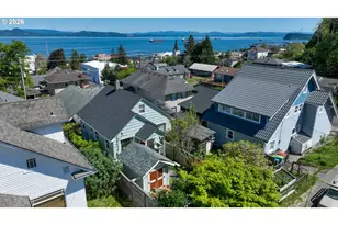 1374 Parker Pl, Astoria, OR 97103 - Photo 29