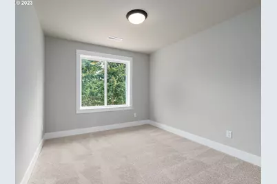 316 Sunday Dr, Creswell, OR 97426 - Photo 27