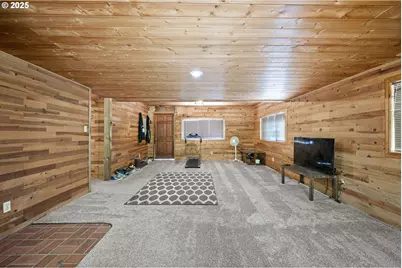 89731 Indian Creek Rd, Swisshome, OR 97480 - Photo 15