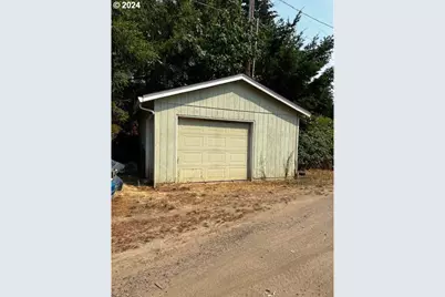 12595 SW Moreno Dr, Gaston, OR 97119 - Photo 3