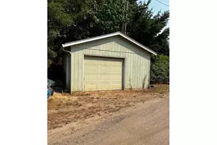 12595 SW Moreno Dr, Gaston, OR 97119 - Photo 3