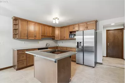 403 NE 134th Pl, Portland, OR 97230 - Photo 13