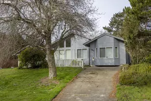 341 Combs Cir, Yachats, OR 97498 - Photo 29