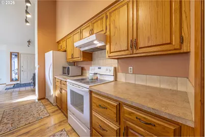 341 Combs Cir, Yachats, OR 97498 - Photo 11