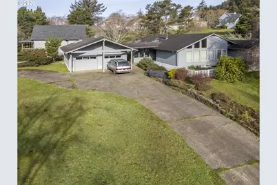 341 Combs Cir, Yachats, OR 97498 - Photo 27