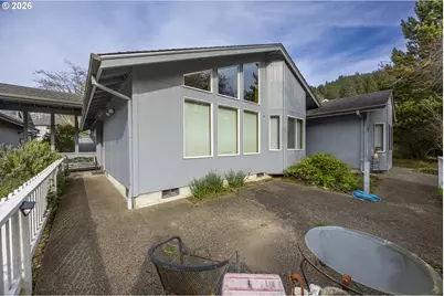 341 Combs Cir, Yachats, OR 97498 - Photo 31