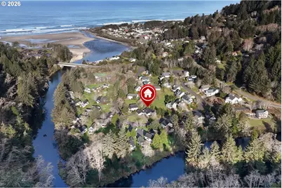 341 Combs Cir, Yachats, OR 97498 - Photo 23