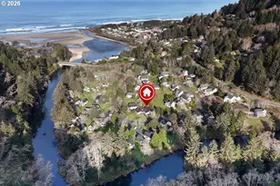 341 Combs Cir, Yachats, OR 97498 - Photo 23