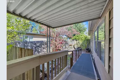 21100 NE Sandy Blvd #62, Fairview, OR 97024 - Photo 29