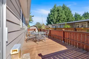 21100 NE Sandy Blvd, Fairview, OR 97024 - Photo 37