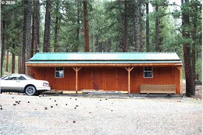 39760 Bear Gulch Rd, Sumpter, OR 97877 - Photo 9