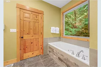 24600 E Bright Ave, Welches, OR 97067 - Photo 35