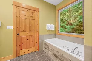 24600 E Bright Ave, Welches, OR 97067 - Photo 35