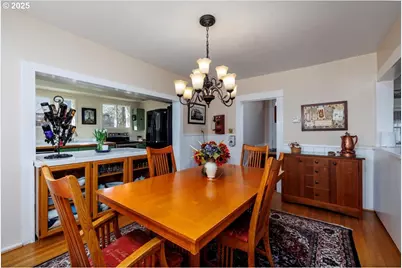 7006 S Virginia Ave, Portland, OR 97219 - Photo 9