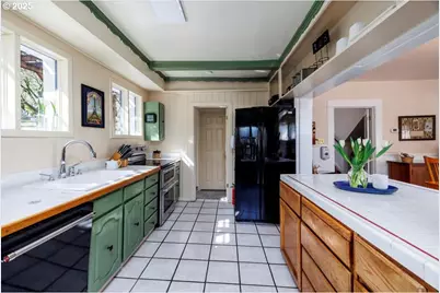 7006 S Virginia Ave, Portland, OR 97219 - Photo 15