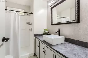 2681 SE River Rd, Hillsboro, OR 97123 - Photo 11